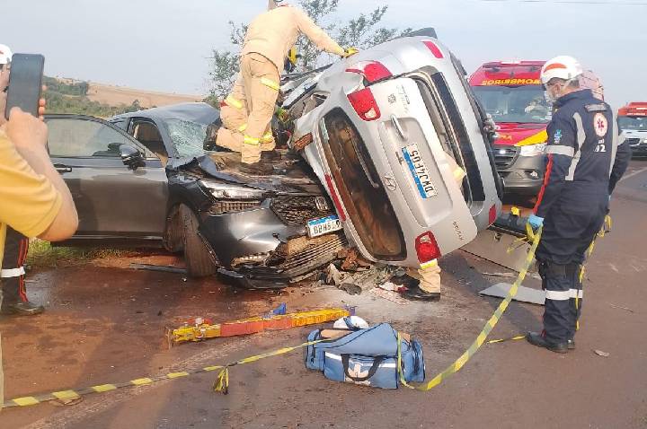Grave acidente na BR-163 em Toledo deixa duas vítimas fatais