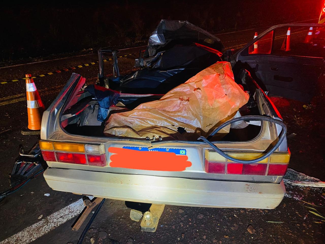 Acidente entre dois veículos deixa uma pessoa morta e outras quatro feridas na rodovia entre Missal e Medianeira