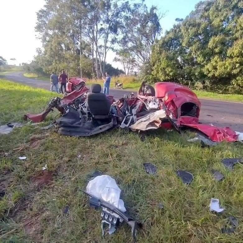 ACIDENTE | MÉDICO RECÉM-FORMADO MORRE EM GRAVÍSSIMO ACIDENTE NA PR-323