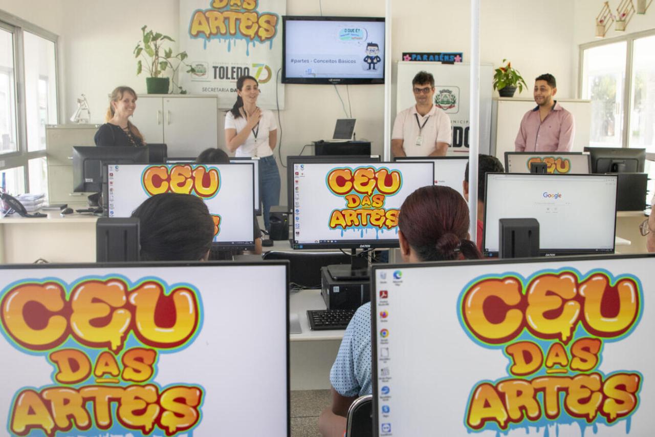 CEU das Artes: parceria com UTFPR viabiliza oferta de curso de informática básica