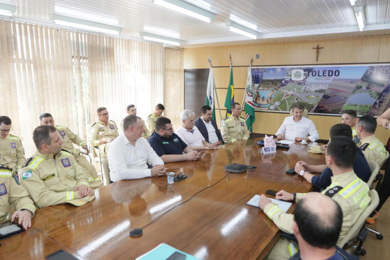 Gabinete do Prefeito recebe comandante-geral do Corpo de Bombeiros