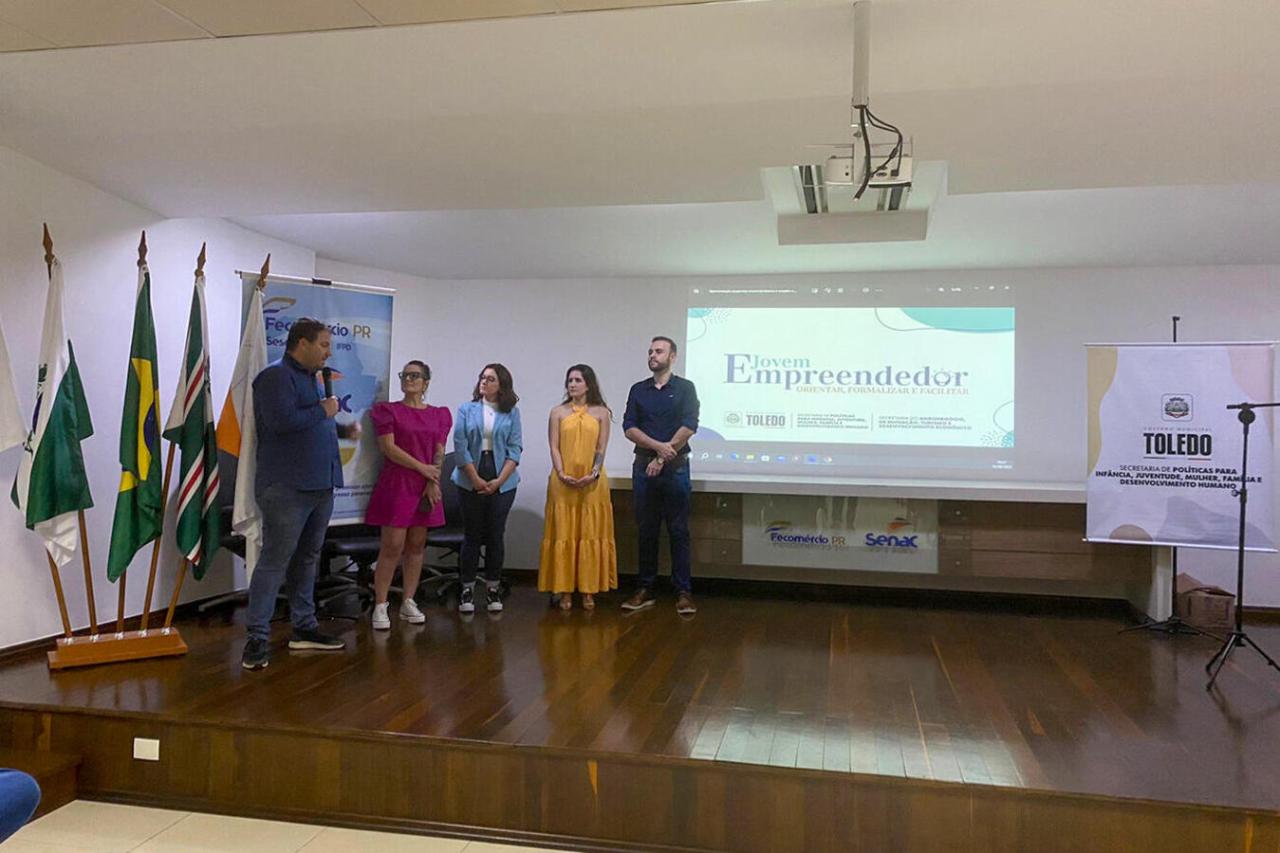 Programa Jovem Empreendedor promove aula inaugural no Senac