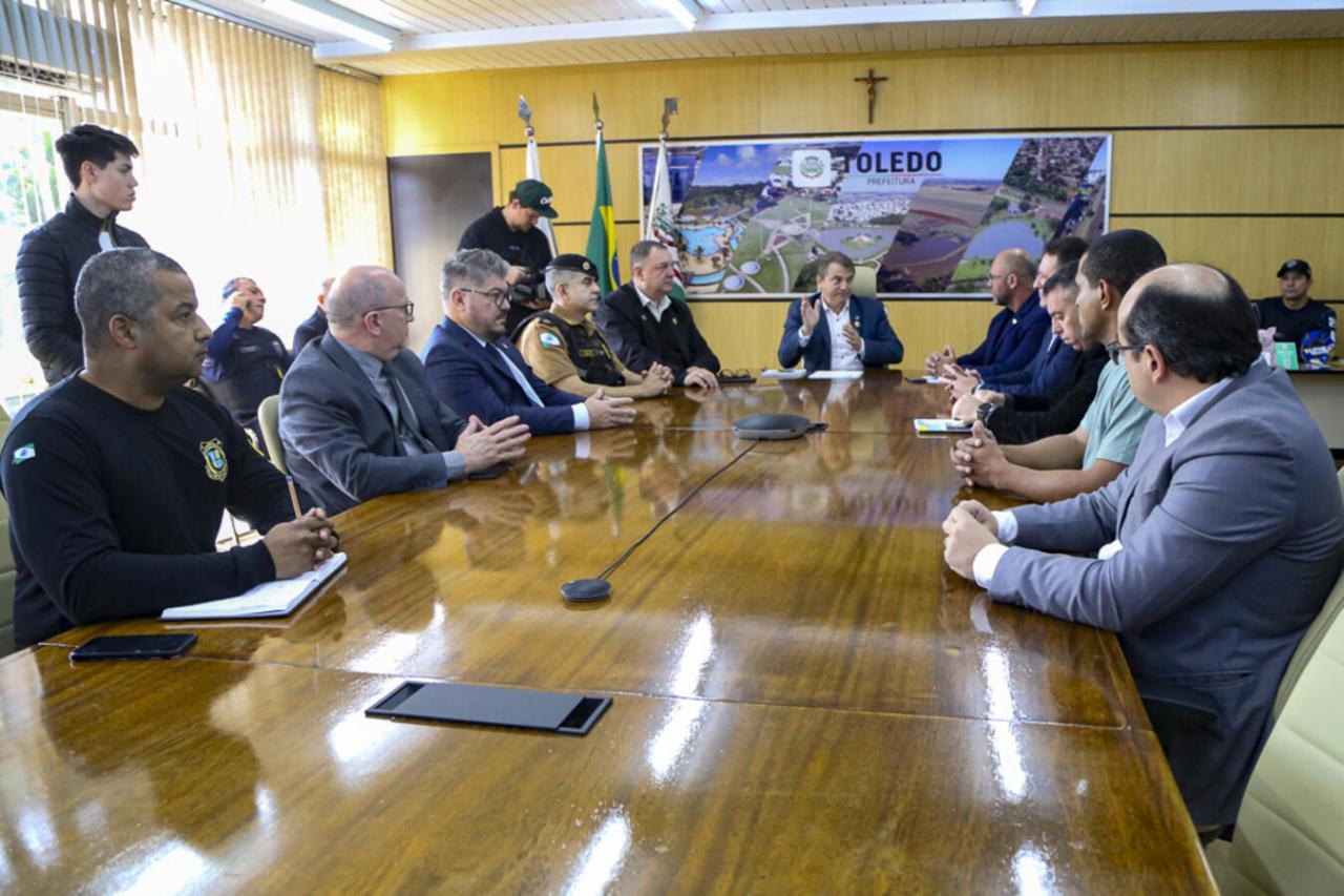 Secretário da SESP participa de agenda na Prefeitura e elogia “Toledo é + Seguro!”