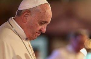 Ucrânia acusa papa Francisco de espalhar propaganda pró-Rússia