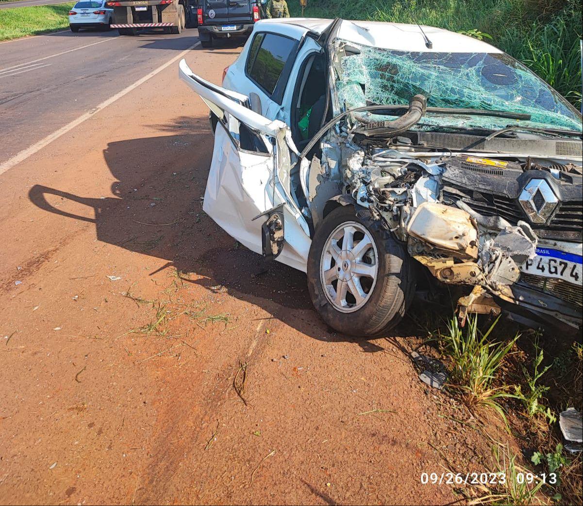 BPFRON apreende carro carregado com drogas em Cascavel-PR