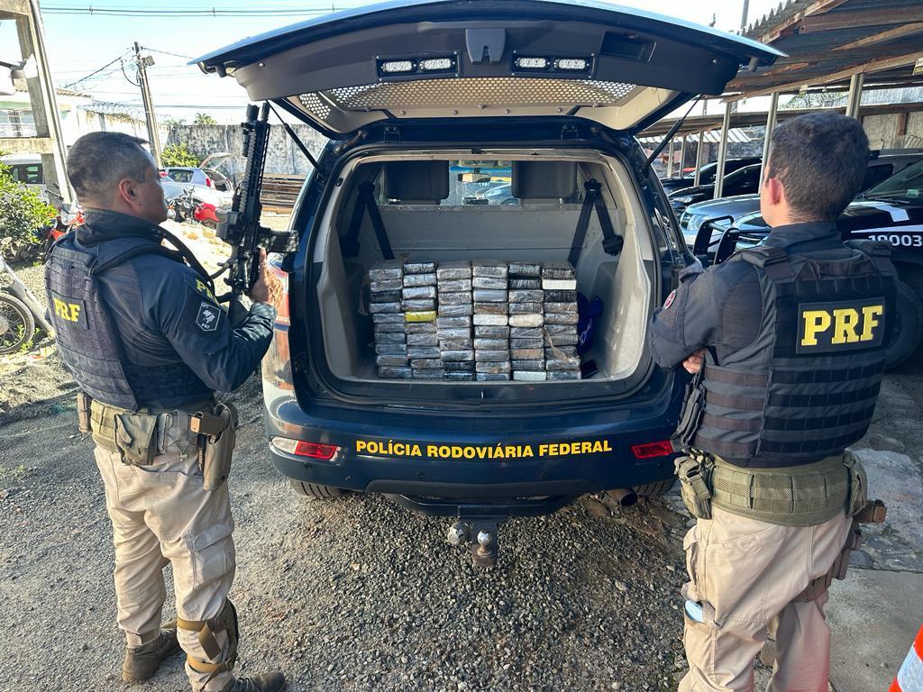 Em 8 meses e meio, PRF já apreendeu mais drogas do que em todo 2022, no Paraná
