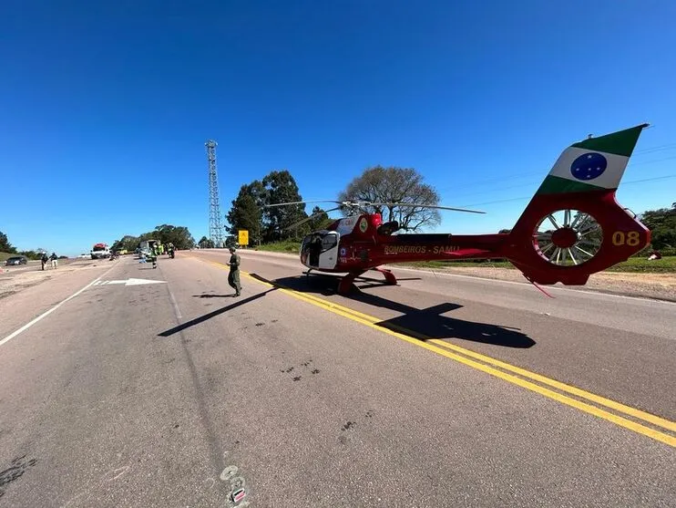 Homem morre ao ser atropelado por carro na BR-116