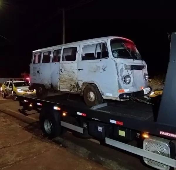 Motorista da kombi que atropelou crianças deve responder por homicídio culposo, no PR