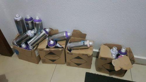 Polícia apreende sprays de tinta após igreja ser vandalizada, em Cascavel