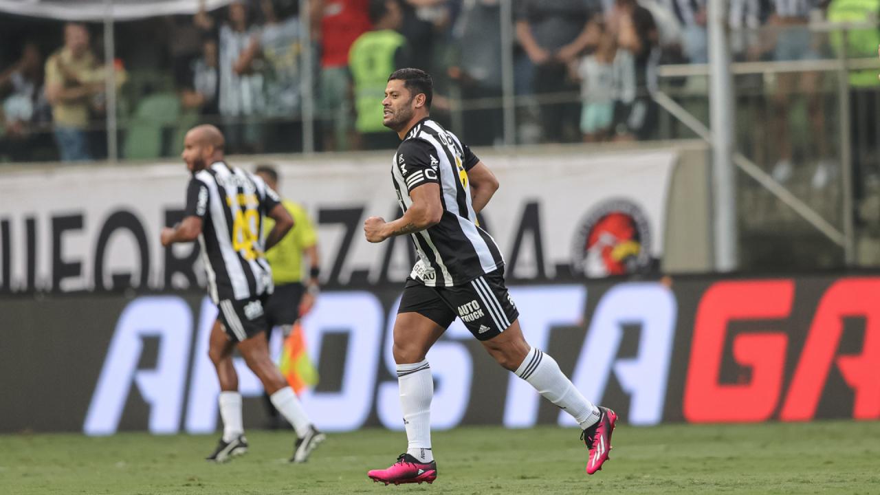 Com direito a golaço de Hulk, Atlético-MG derrota Internacional