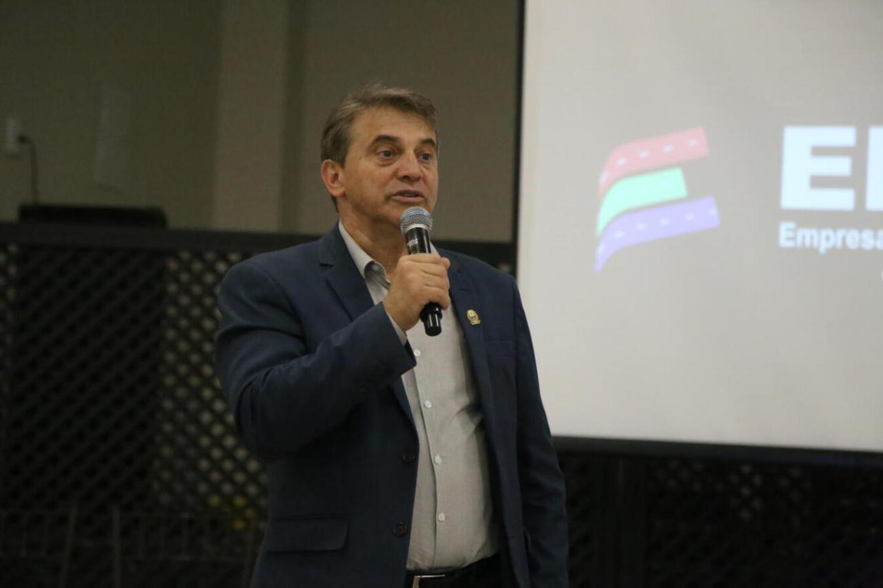 Emdur realiza encontro e homenageia trabalhadores por serviços prestados