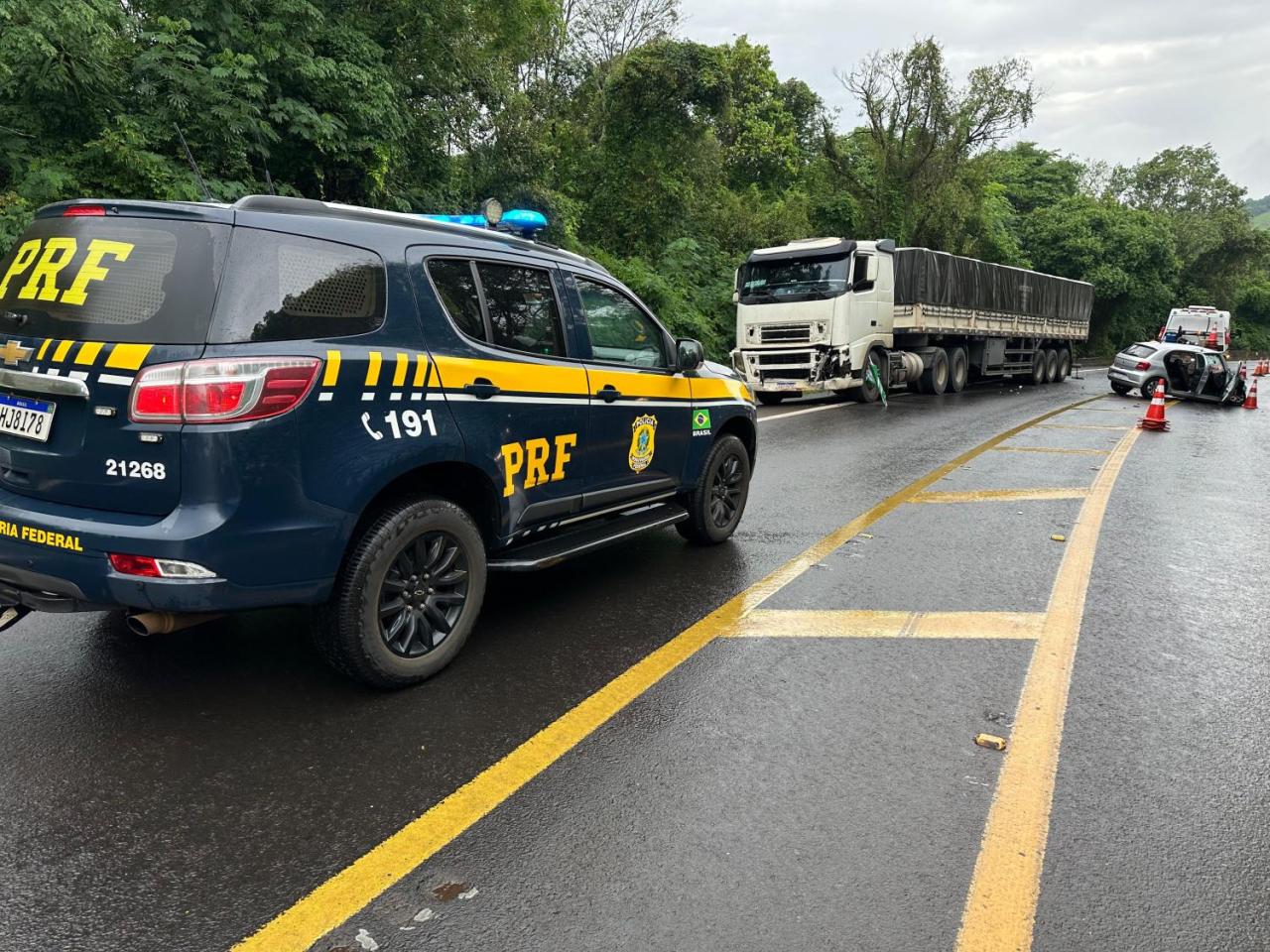 Motorista envolvido em grave acidente na BR 277 morre no hospital