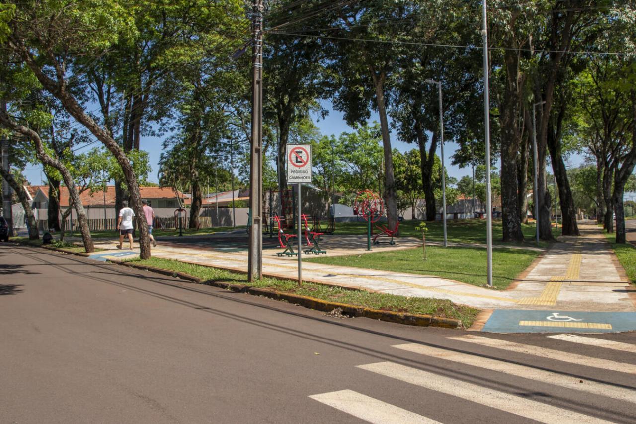 Reforma de praça e vistoria a Central de Bioenergia trazem diretor-geral da Itaipu a Toledo