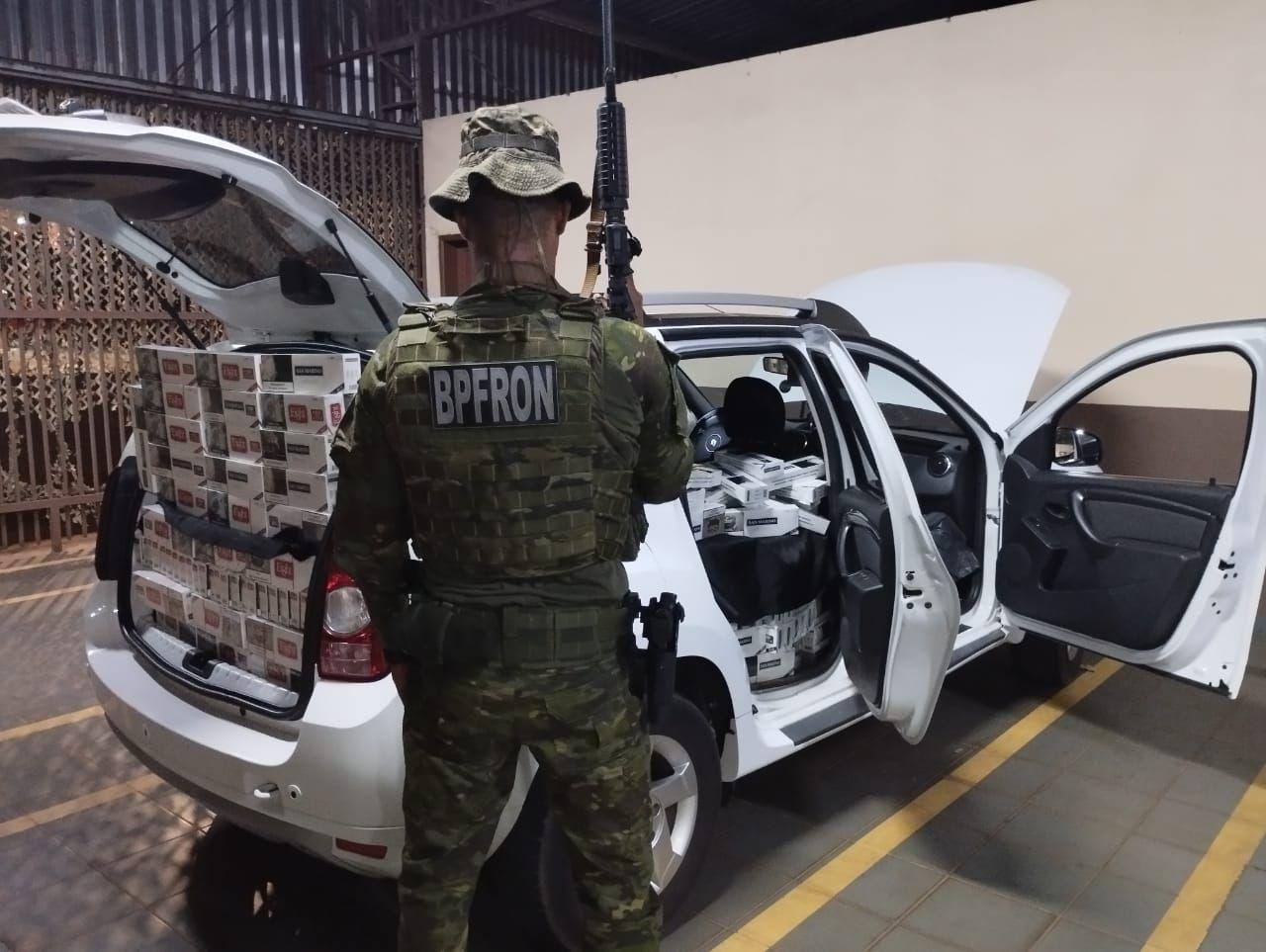 BPFRON apreende veículo carregado com cigarros contrabandeados em Perobal-PR