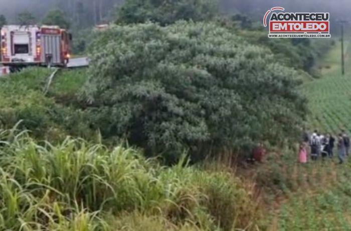 Duas mulheres ficam feridas em acidente na PR-483, na Região