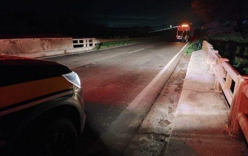 Jovem de 18 anos, morre ao ser atropelado por caminhão; Acidente aconteceu na BR 163, em Toledo
