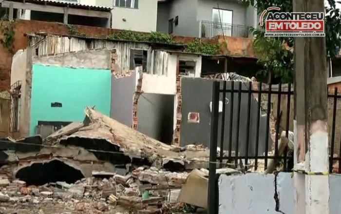 Pedreiro morre soterrado durante demolição de casa, no PR