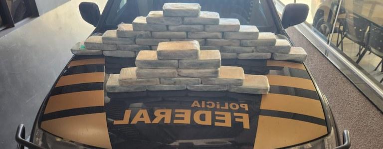 PF prende homem com 42kg de cocaína no aeroporto de Cascavel