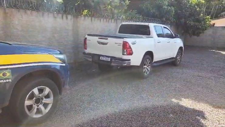 PRF recupera veículo com registro de furto/roubo na ponte Ayrton Senna