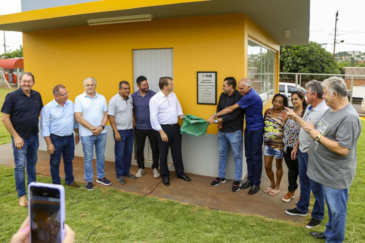 Ato marca a inauguração do Ecoponto do Santa Clara IV