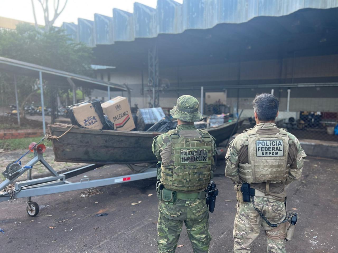 BPFRON e Polícia Federal apreendem contrabando em Foz do Iguaçu-PR