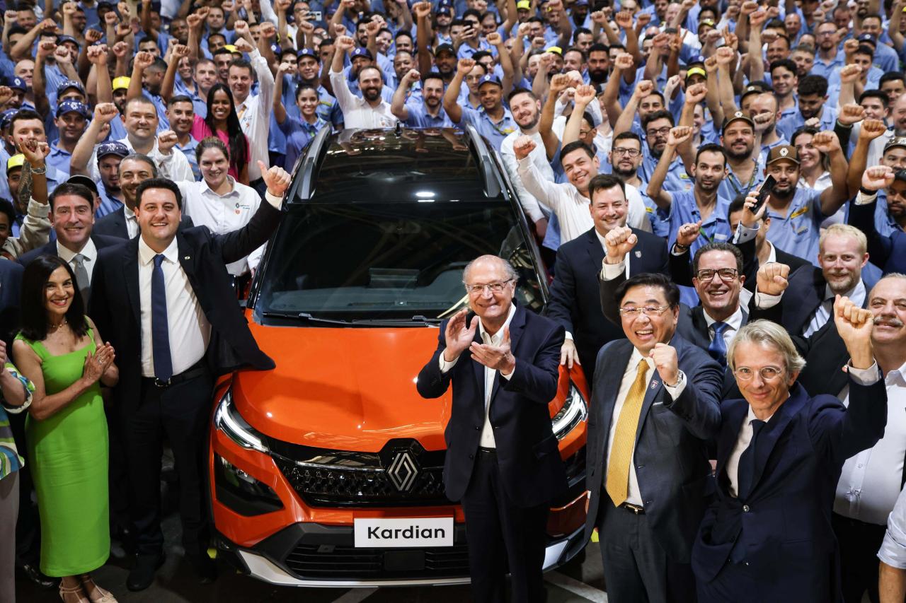 Renault celebra 25 anos no Paraná com investimento de R$ 2 bilhões para novo SUV