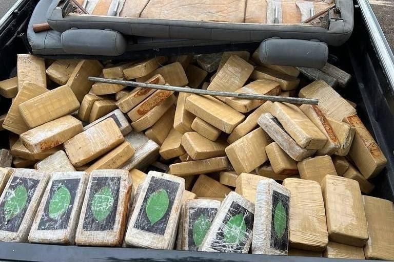 Agente da PRF é preso com mais de 300 kg de cocaína e crack no interior de SP