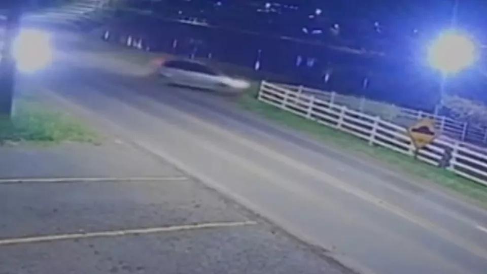 Bebê morre após carro capotar na PR-441