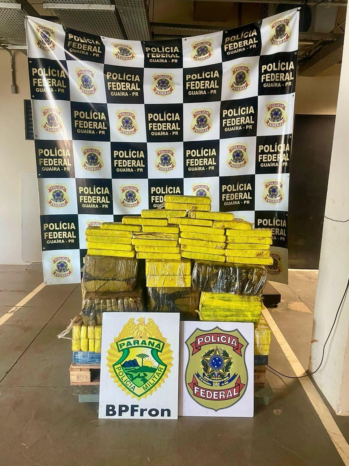 BPFRON e Polícia Federal apreendem mais de meia tonelada de drogas em Guaíra-PR