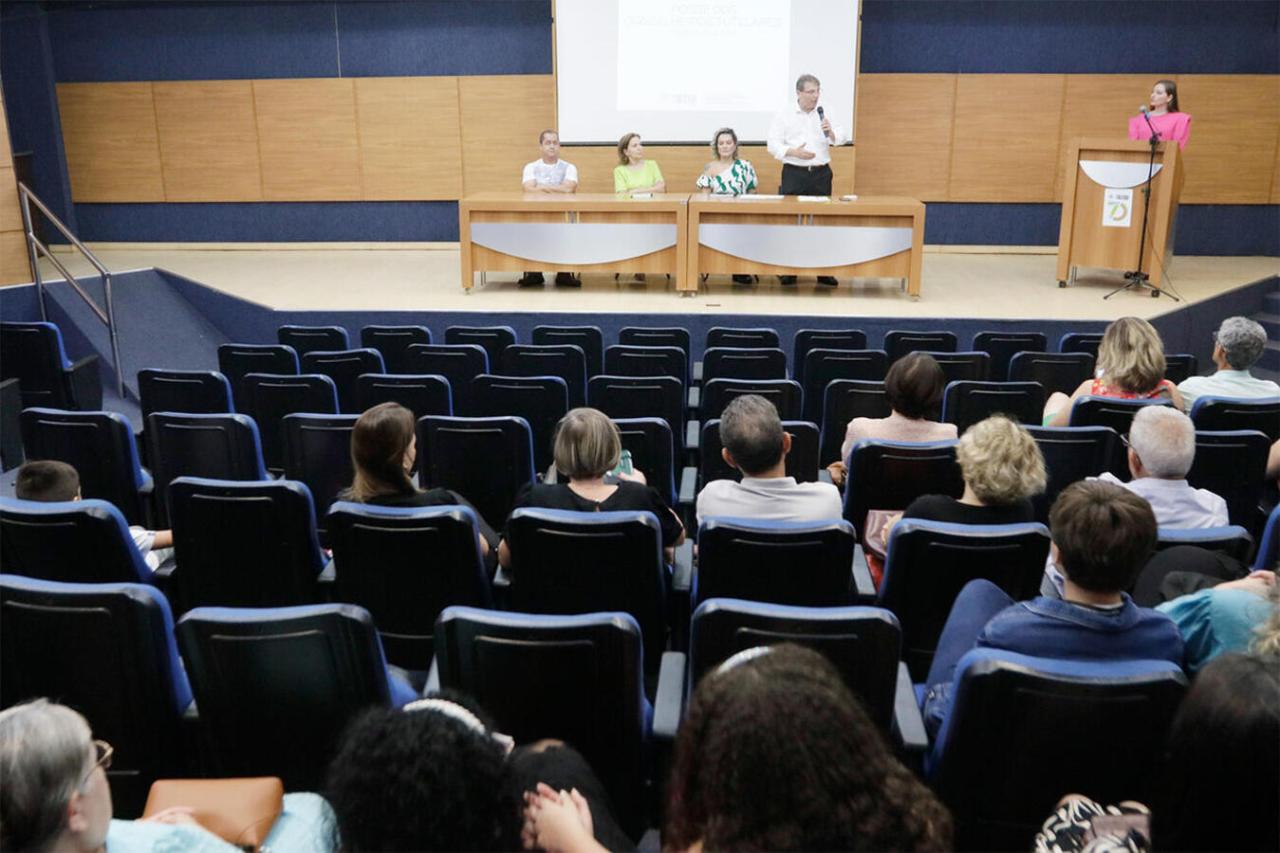 Conselheiros tutelares de Toledo tomam posse para mandato de 4 anos