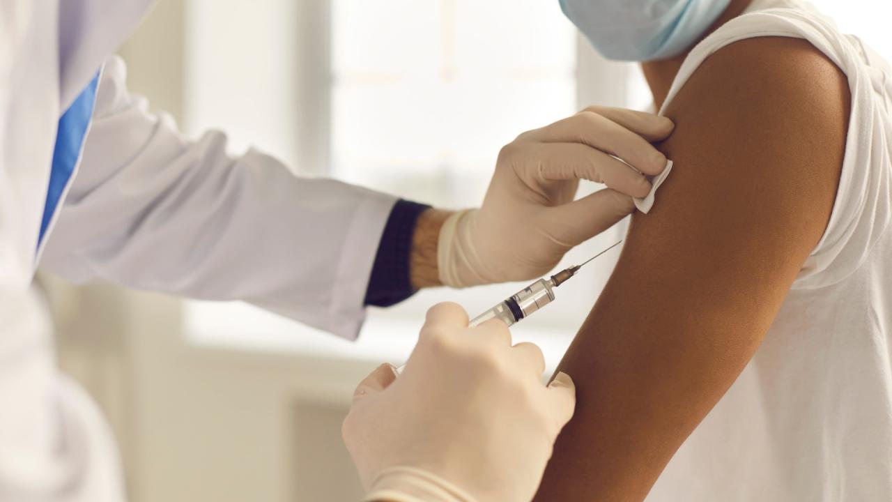 Dourados (MS) é a primeira cidade brasileira a vacinar contra a dengue