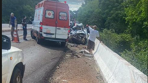 Duas mulheres e uma Criança morreram no grave acidente envolvendo caminhão na PR-317, em Toledo