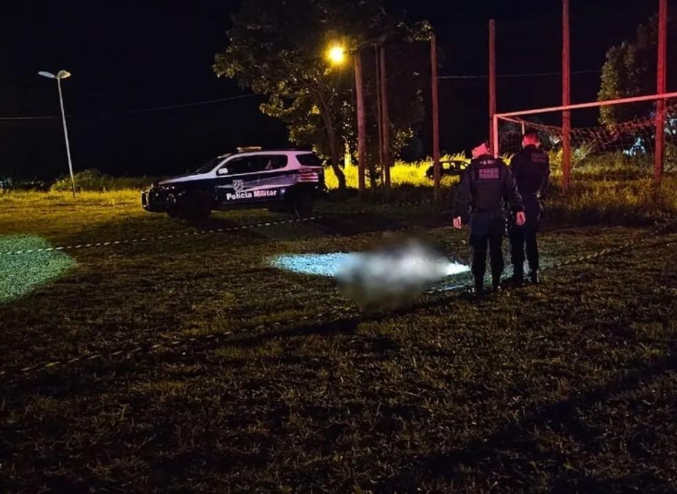 Jovens são executados a tiros em praça no MS