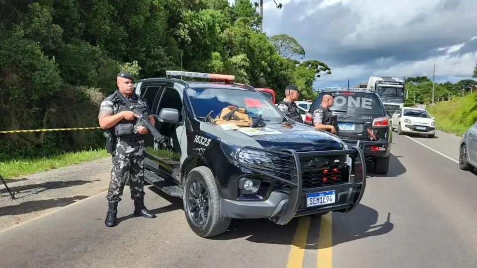 Trio morre em confronto com a polícia após fazer família refém no Paraná