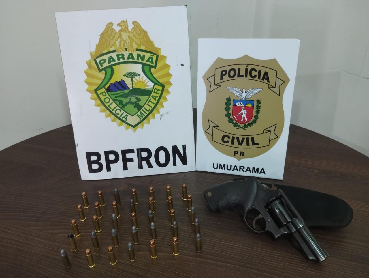 BPFRON e Polícia Civil cumprem mandado de busca e apreendem revólver em Umuarama-PR