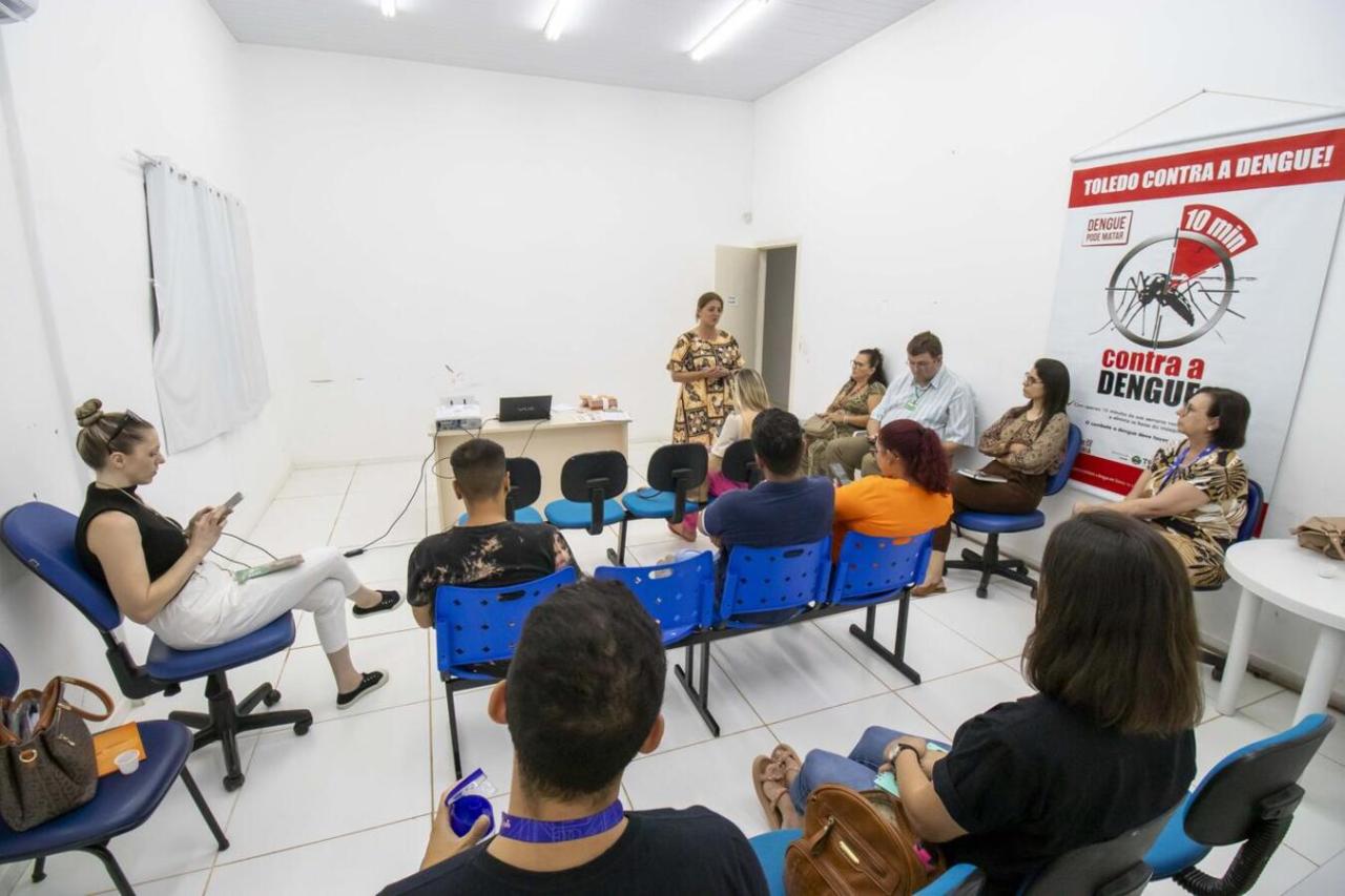 Encontro avalia mobilizações recentes de combate à dengue em Toledo
