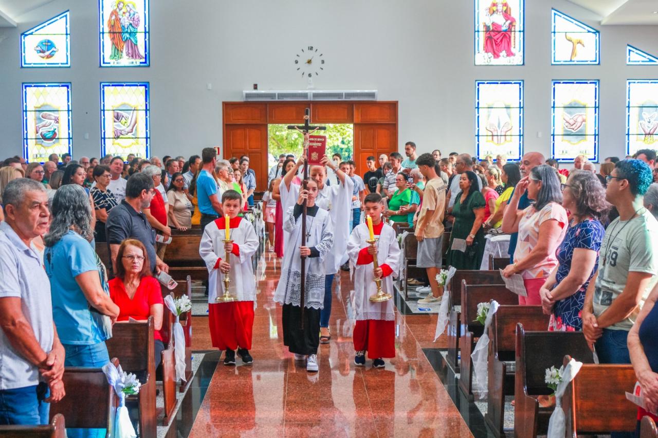 Paróquia São Francisco de Assis em Toledo inicia ano jubilar em homenagem aos 25 anos de sua história