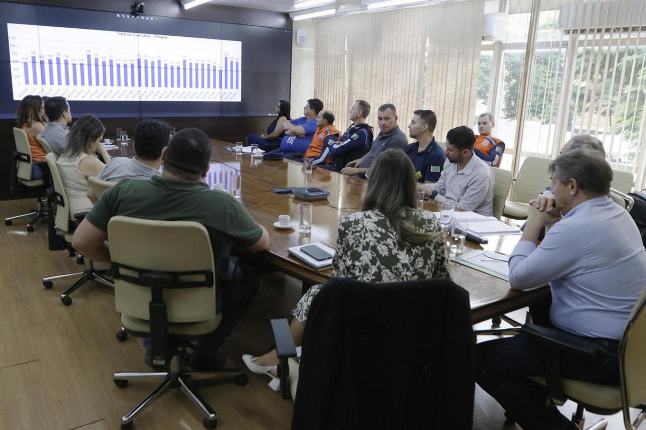 Situação da dengue e novas ações são tema de encontro na Prefeitura de Toledo