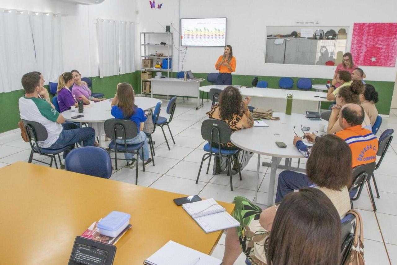 Comitê intersetorial debate ações de combate à dengue em Toledo