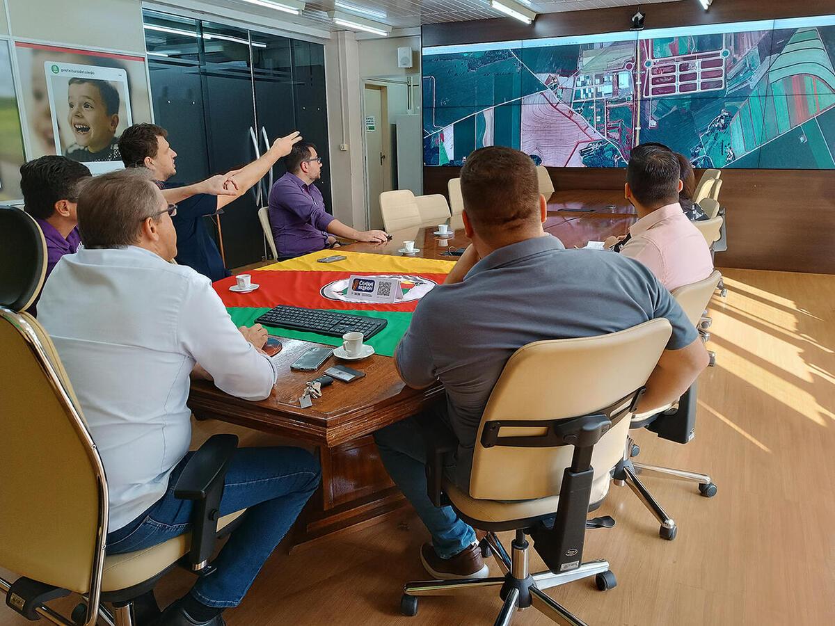 Prefeitura, Biopark e Prati-Donaduzzi debatem obras estruturantes