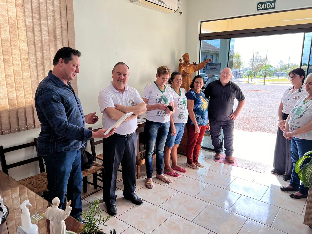 Igreja Matriz São Francisco de Assis recebe moção de aplausos por sucesso da 3ª Festa Junina no Jardim Coopagro em Toledo
