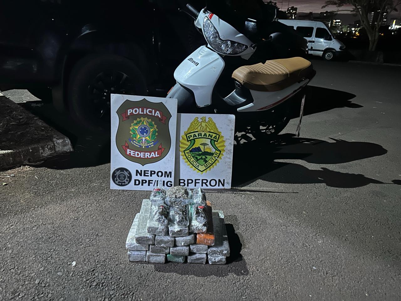 BPFRON e PF apreendem substâncias análoga a maconha e haxixe em FOZ DO IGUAÇU-PR