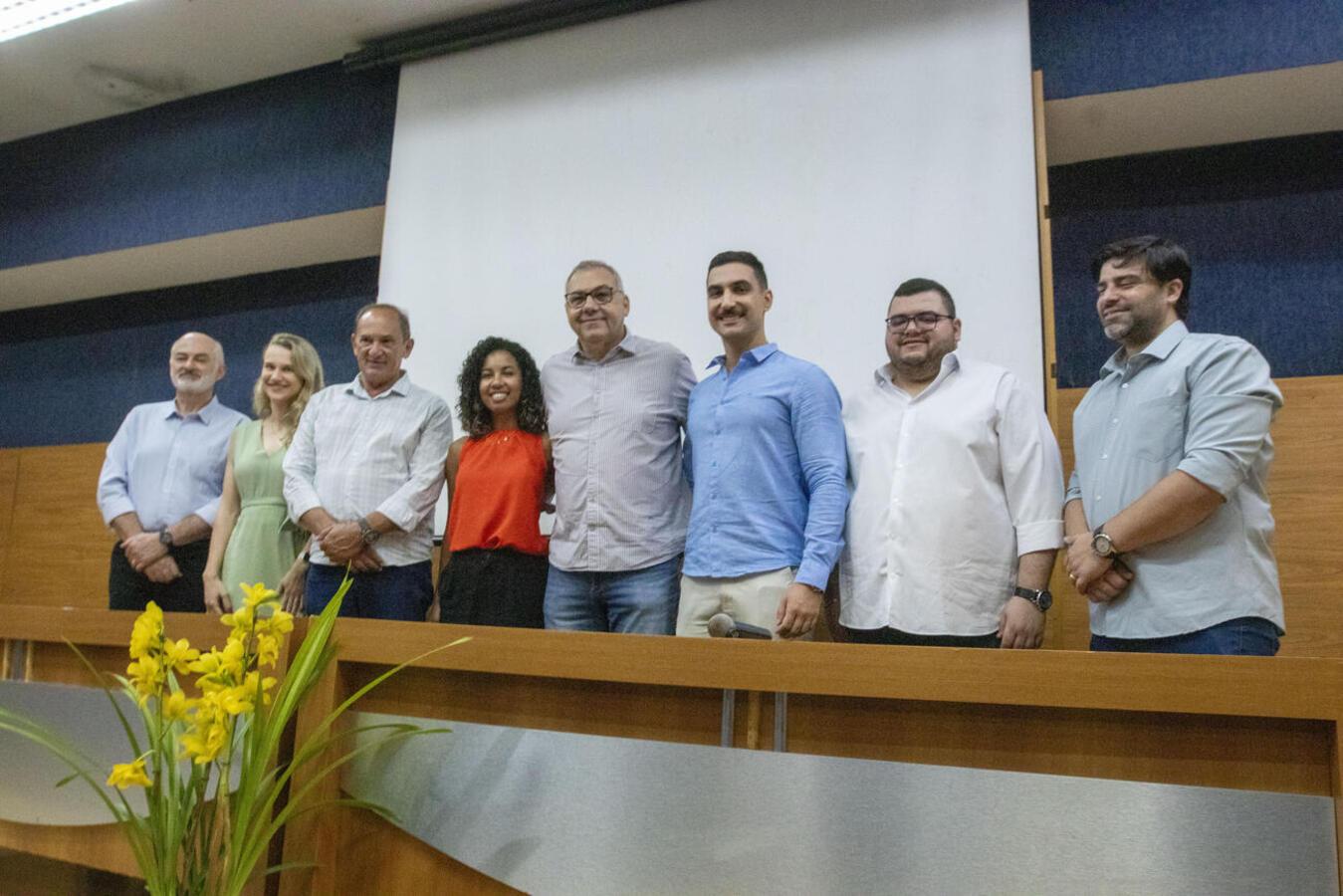 Médicos residentes em Saúde da Família e Comunidade são empossados