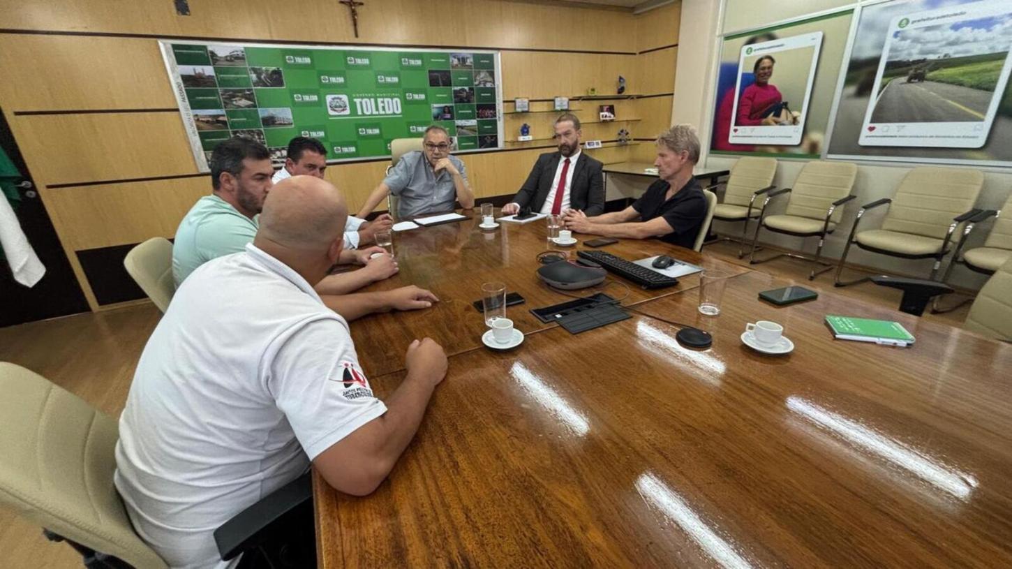 Representantes da Associação de Arrancada se reúnem com o Executivo