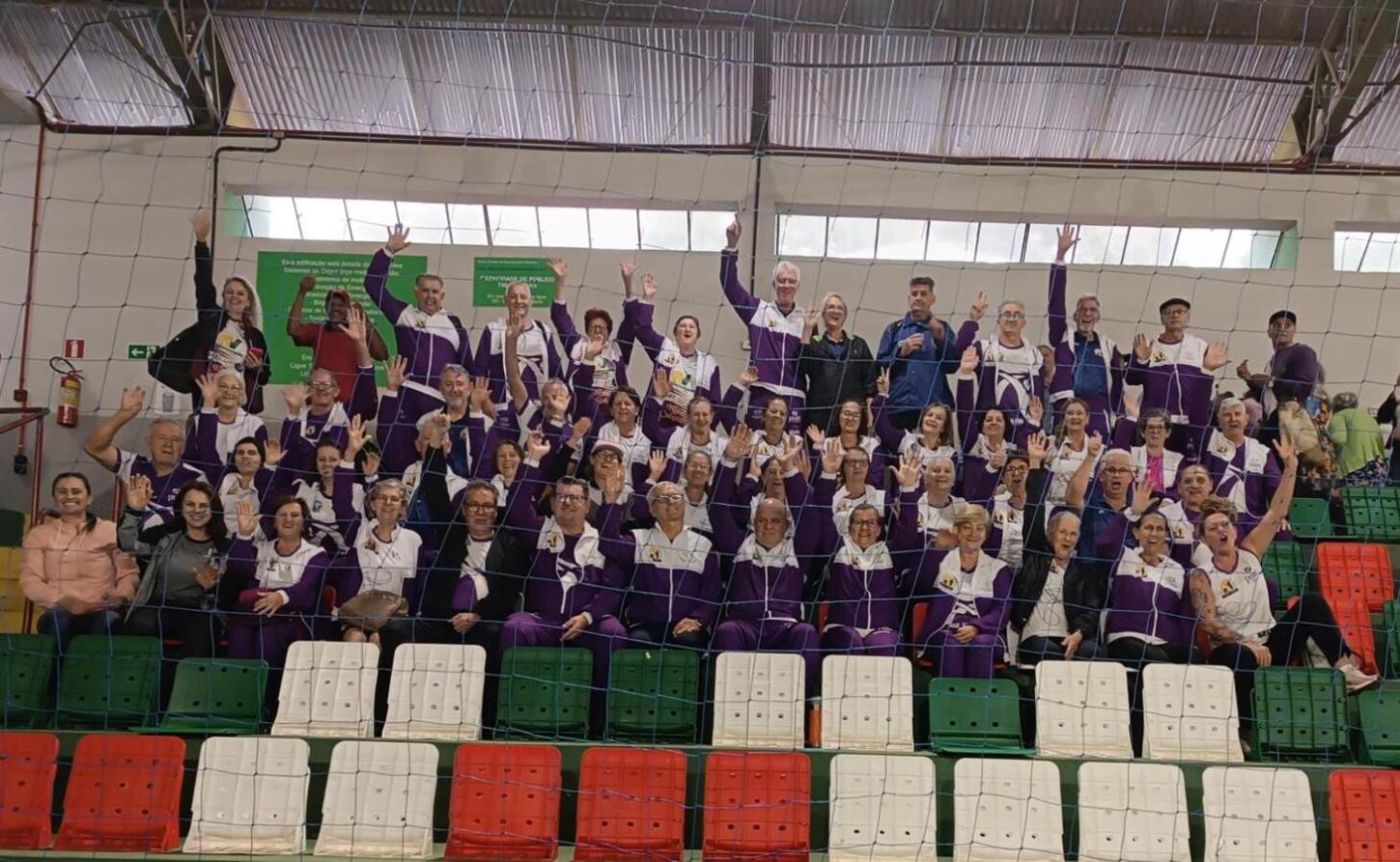 Idosos de Toledo participam de competição em Nova Londrina