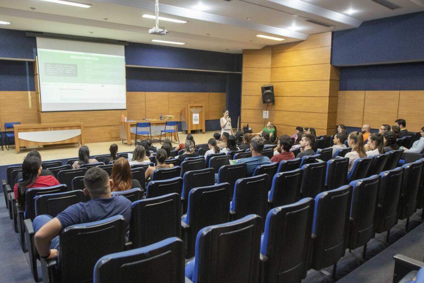 Prefeitura de Toledo alcança a marca de 300 professores contratados em 2025