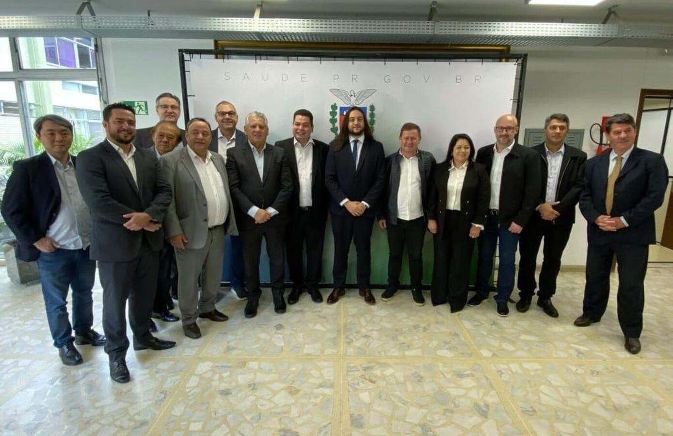 Reunião em Curitiba debate mais recursos para a Saúde