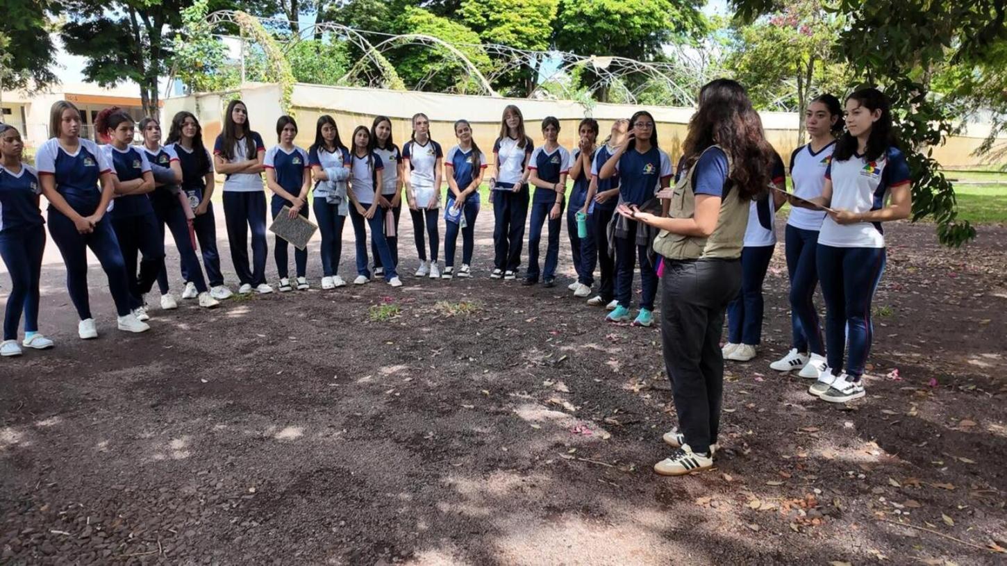 Alunos da rede estadual participam de atividades em afluentes de Toledo