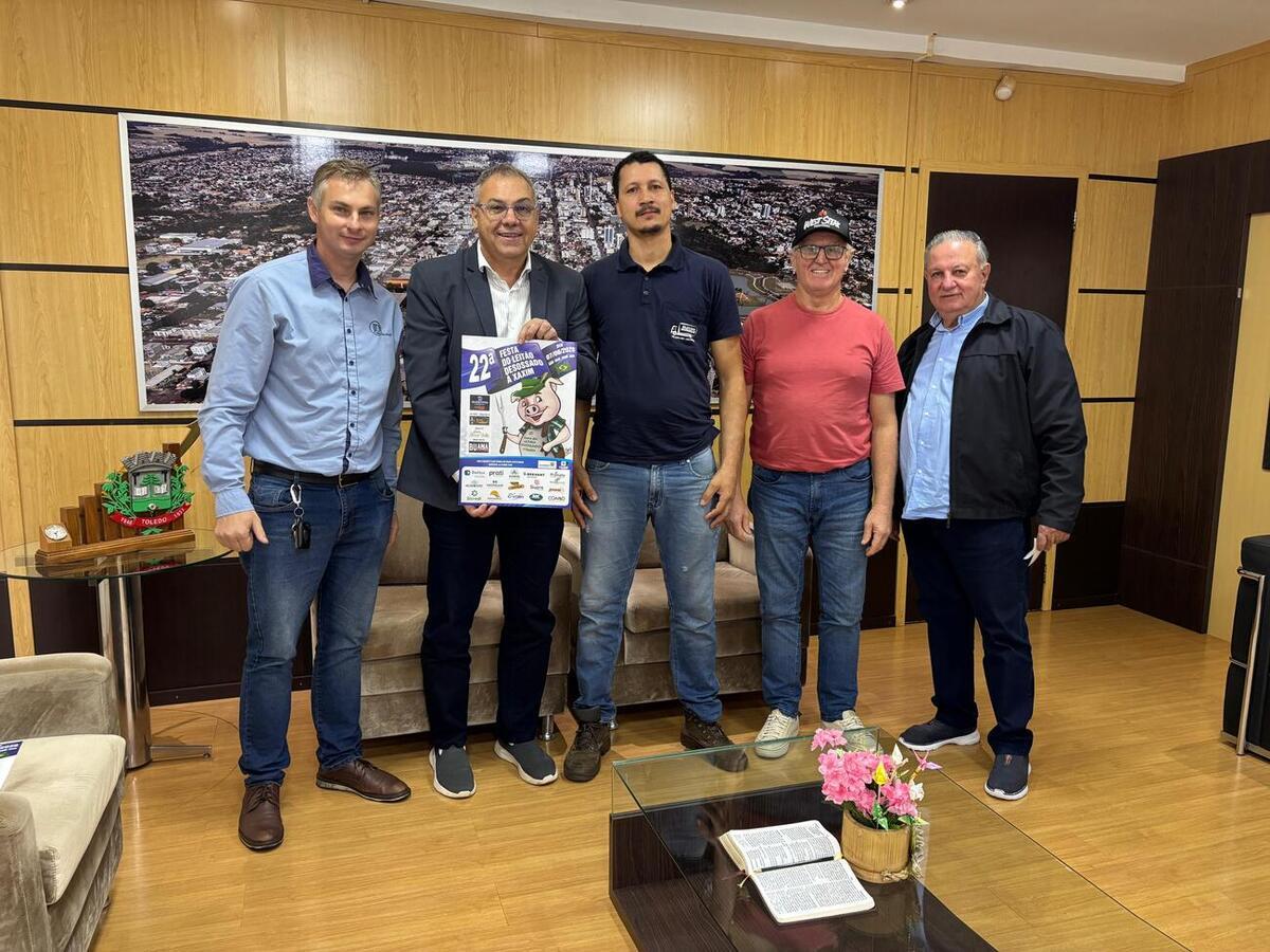 Comunidade de Xaxim convida para a 22º Festa do Leitão Desossado