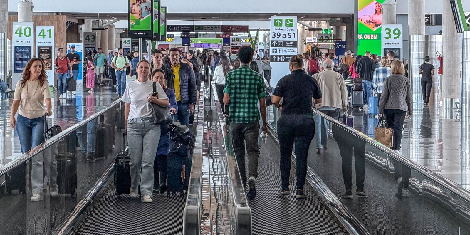Aviação doméstica brasileira tem a maior movimentação em 26 anos